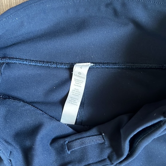 Lululemon Navy limited edition leggings - Picture 2 of 3